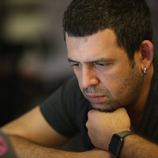 emreoktem's profile picture. Çok ta şaapmamak lazım