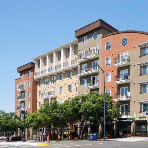Camden Tuscany offers newly upgraded 1, 2 & 3 apartment homes with spectacular bay and downtown San Diego views. Only seconds from Little Italy! Lease today!
