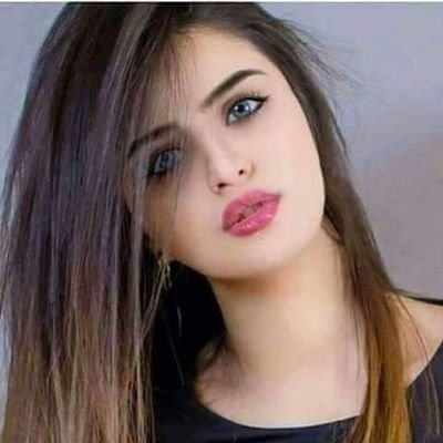 ‏الحب شيء جميل بس للي يقدره😍   ............   علشان كده بعرفه اني قاعده علي قلبه ومربعه 😍😘😘😍