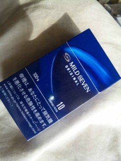 秋田生まれ秋田育ち。笑いとエロス、油そばとカレー、競馬と麻雀を愛するTVカメラマン。コンクリートジャングル東京に身も心も売り、方言はいつの間にか忘れました。…2011年1月、10万人に1人の確率という「精巣がん」発覚、2012年8月、23年ぶりに田舎へ…療養中。