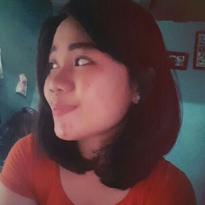 nietha_nyit's profile picture. simple girl like a simple my heart