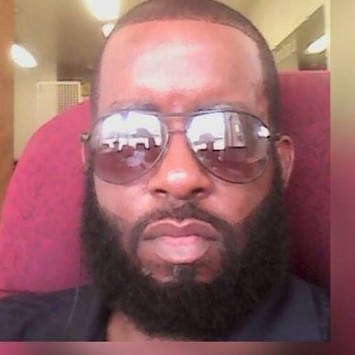 CEO OF ONE LOVE POETRY SERIES NETWORK
Providing television, online radio and business opportunities to independent artist!