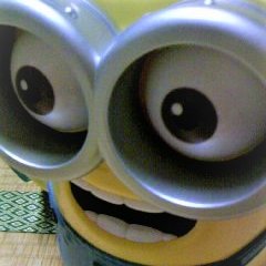 あと何年生きられるのかわからないのに、歯の矯正してます 相変わらず家事に追われて時間がありません 推しにできる範囲でサポート中 少しでも世の中が落ちつくことを祈ってます 星になった現ちゃんの歌が大好きです!