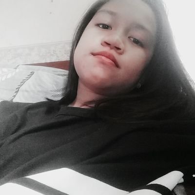 1 1 yrs old..from Malaysian..follow my musical.ly syazz..love you all