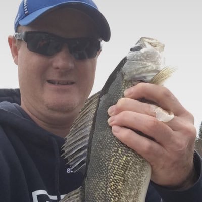 Bluenoser, proud father of 2 athletic daughters, PE teacher / former Principal, coach, X Grad 92' and love fishing pickerel.