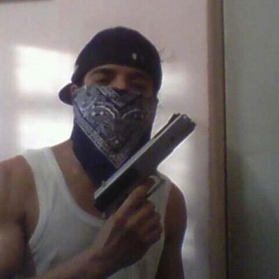 Conocer a alguien y quedarte con ella es de los q son inbeciles s n la conoses afondo