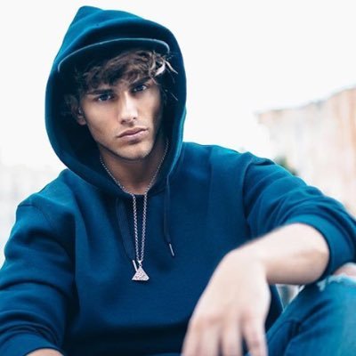 samrpgzer_'s profile picture. Maia.