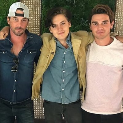 Alec_Blackwell_'s profile picture. 