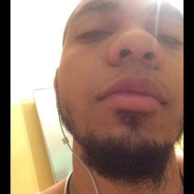 kalaoroborus's profile picture. I don't know how to use this to this very day.