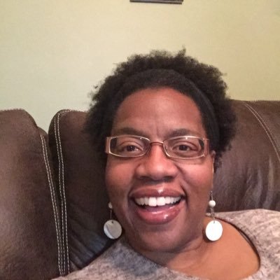 1velmajones's profile picture. 