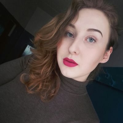 И всё что сейчас внутри. Никогда, никогда. Словами не объяснить. И не разгадать.