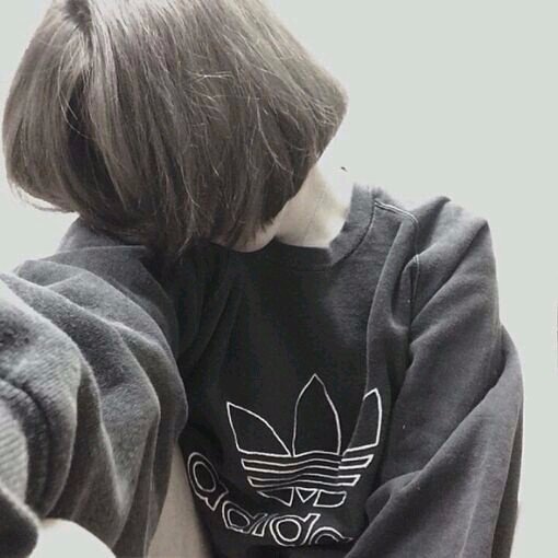 Ryg877HiKP12l's profile picture. 