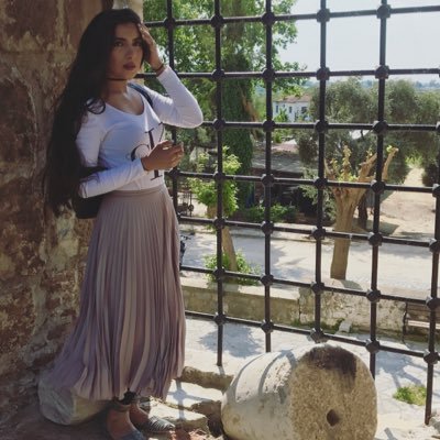 Saira_Shh's profile picture. Islam | #freeTheOppressed | MPharm | Wanderlust