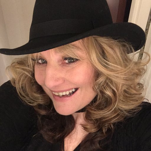 bjb1124's profile picture. Hear my soul speak Love my schipperkes ,family, friends, mountains, Jeeplife, Disney and living. #BubblesUp #AlbaGuBrath