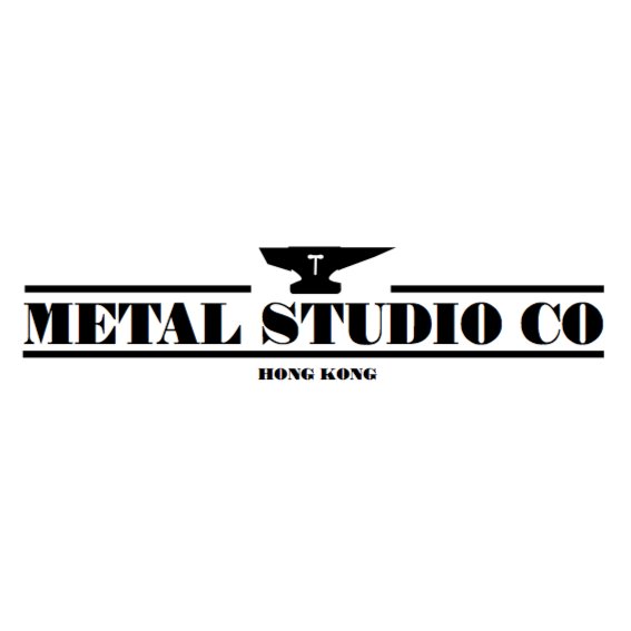 In Metal Studio we combined all the services you need to develop your own jewellery products offering a personalised and reliable package for each customer.