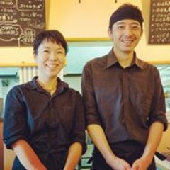 東京市ヶ谷 東郷公園の隣のスパイス欧風カレー店です。
4日間かけて丁寧に取る洋風ダシ(フォン)と厳選スパイスで身体と心に元気があふれるカレーを提供いたします。