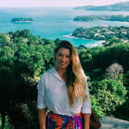 MaddieClarey's profile picture. IG: @maddieclarey