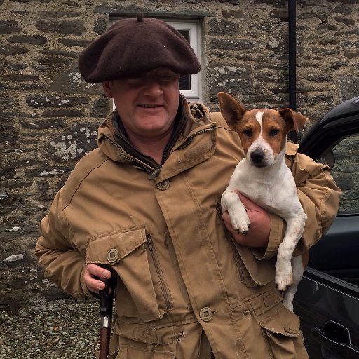 LSP owner, business mentor, GS10kSB graduate, lover of equestrian sport and being outside, Irish, reader of biographies and above all devoted to family.....