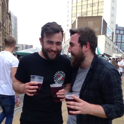 🌍 29 / Leeds 🏙 🎙 Gig/Festival enthusiast ⛺ Hull FC Fan ⚫⚪