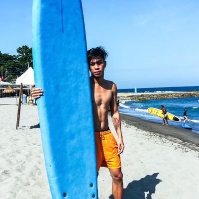 lloydddd93's profile picture. Music , Gaming , Cars .