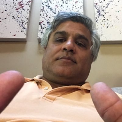 ketan1y's profile picture. Who has 2 thumbs and loves being happy?