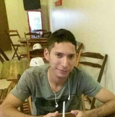 Eu sou um pessoal muito simpática ir muito alegre