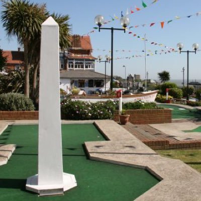 12 Challenging holes ⛳️ Set a stone's throw away from Viking Bay 🌊 Follow us for news from around #Broadstairs as well as information from the Bandstand 🎶