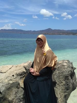 HandayaniAsni's profile picture. Breaking Fee