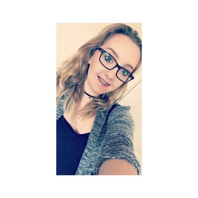 vicky_ottaway17's profile picture. 