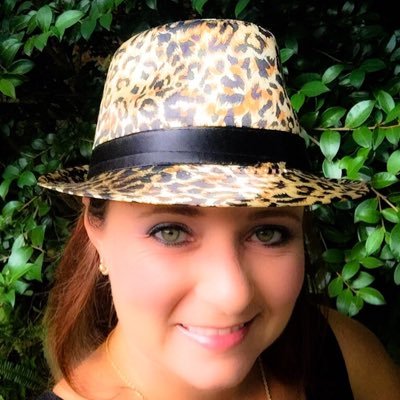 MarytotheMoon's profile picture. 