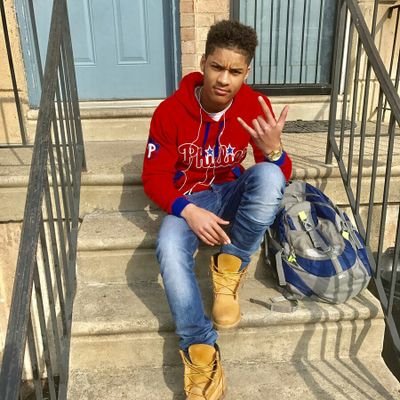 Real page @Skeez___ Ng1400.... Contact and send all beats to Skylorfillis4@gmail.com SoundCloud Skeez2/5 Mixtape: worth the wait now on Spinrilla 🔥