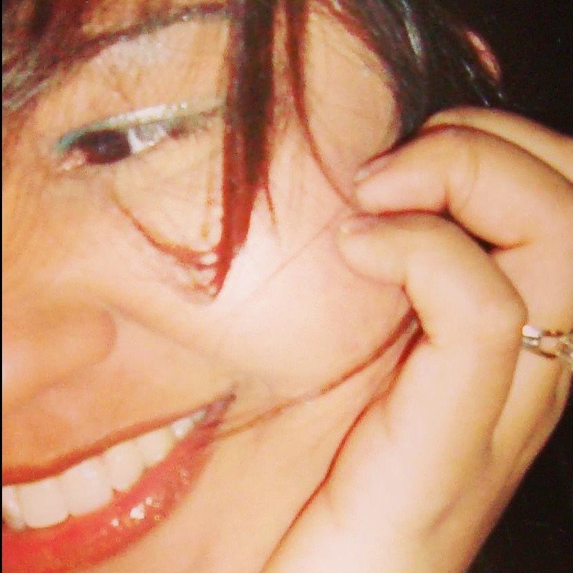 Brasil 🌴🍹
Pernambucana 🌊;
1988;
Amo 🐩🐕, música🎶 , fotografia📷 e
sou do riso fácil 😂🤪