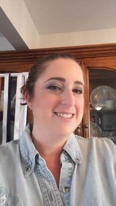 mom2wbh's profile picture. 