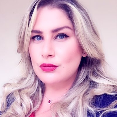 Single Parent - Courts Expert on #DomesticViolence & #Stalking - Writer - Activist - Public Speaker - Business Owner - Poshmark & Mercarí Seller: @JSCatalog