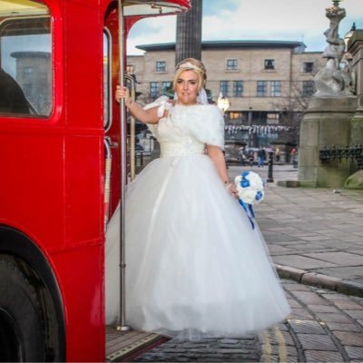 wife💍, mum👱🏻♀️, super woman 💪🏼and soon to be Nurse 👩🏼🎓👩🏼⚕️💉 🎀dream🎀believe🎀receive🎀