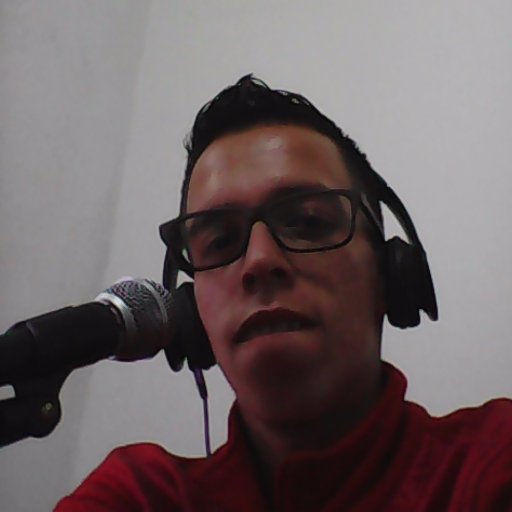 JuanLadinoMusic's profile picture. Periodista y DJ. Me gusta estar en el lugar de los acontecimientos, en vez de acontecerlos sin estar allí. seguidor persistente de mis sueños #RumbaArmenia