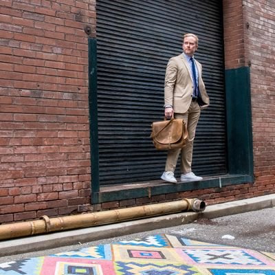 Trying to dress myself, each and every day✉️:theposhmanblog@gmail.com IG:@theposhman