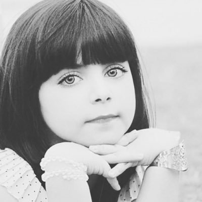 raya_78's profile picture. إعلامية .. أعشق القراءة والسفر وأحب المشاركة في الأعمال التطوعية( معدة برنامج الفن السابع                                                       snap/raya5555555