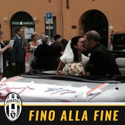 Insegnante di Inglese e Spagnolo. Antifascista, antirazzista e femminista. Amo il calcio e la Juventus. He/him