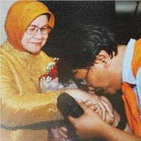 Adhyaksa Dault (@adhydault) 's Twitter Profile