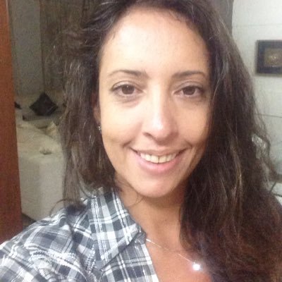 andreaortolani's profile picture. Minha fé em Deus me faz "indesistível"!