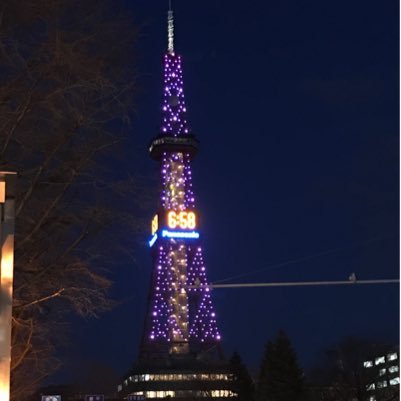 c6nox's profile picture. 