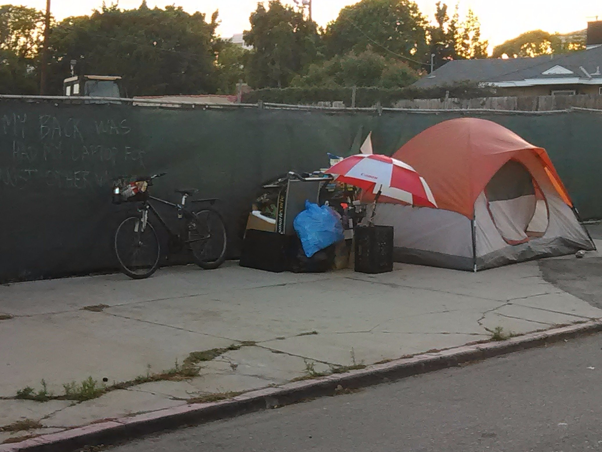 Born and raised Texan. Music lover. US Army Combat Veteran.  Homeless in Los Angeles.