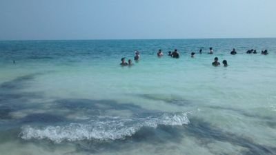 estamos cerca al mar y a los sitios de interés. reserva ya 3113552047, Tolú- Sucre