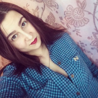 Истина где-то там, но где-то там и ложь.