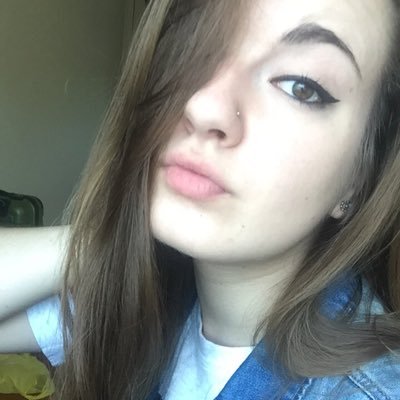 apocalipstickk's profile picture. Everything happens for a reason ✨