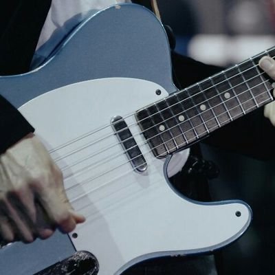 Mr.Childrenが好き。guitar弾いたり、フェス行ったり。よろしくおねがいします。F&M、スピッツベルゲン、UNICITY