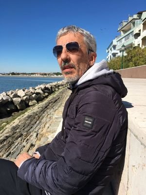 La fotografia è quella forma espressiva che mette in relazione-reazione tre entità: fotografo-soggetto-fruitore
