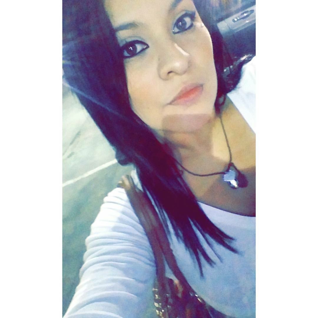 Esperan56747097's profile picture. I follow, if you follow. 🤘🏻 Sígueme y te sigo