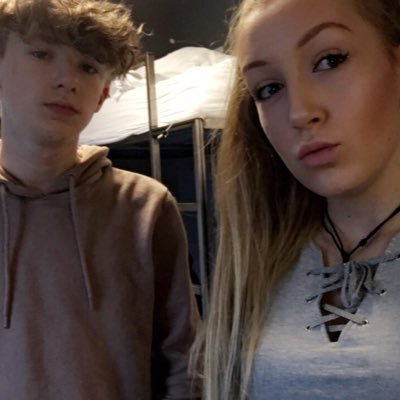 phoebeT328's profile picture. Sc - xphe.phex ✨